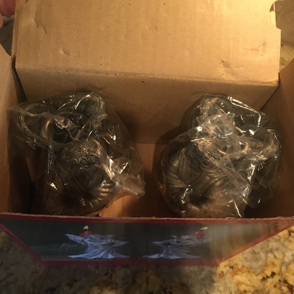 Home for the Holidays Pewter Angel Candleholders - Picture 3 of 8